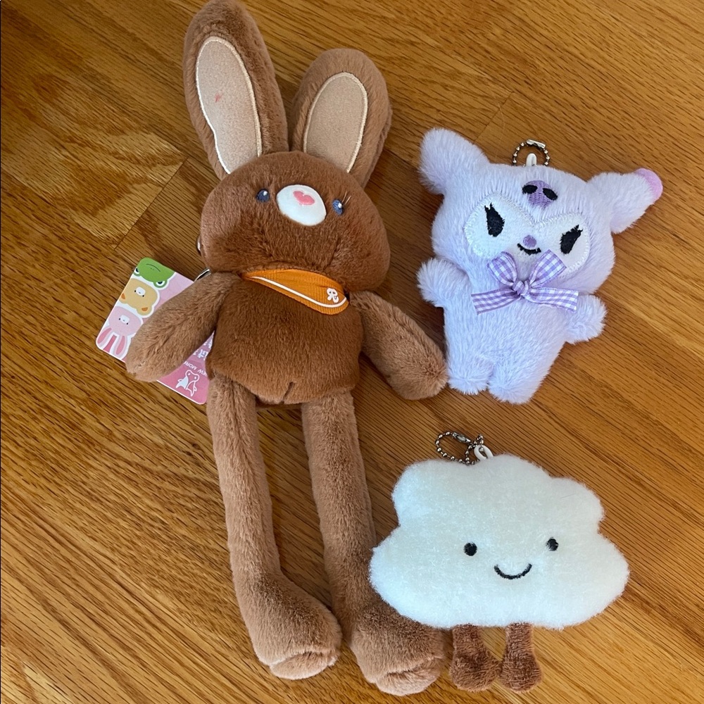 Keychains set